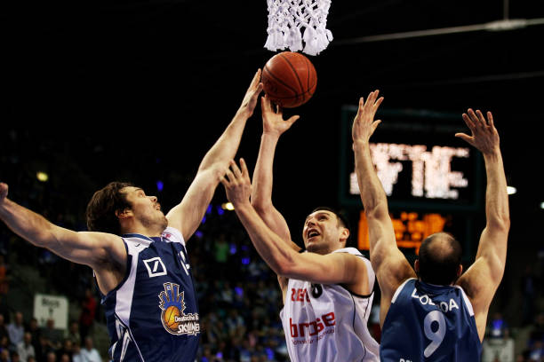 影响俱乐部 影响俱乐部